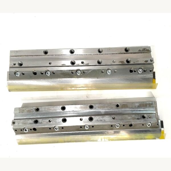 38022845 Messerhalter links – Bild 4